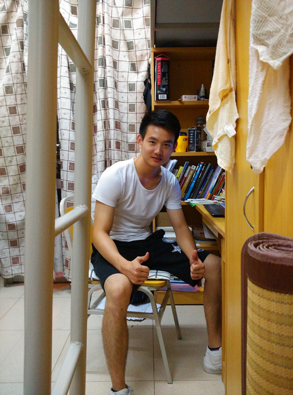 国际商学院 卓子荣1_副本.jpg