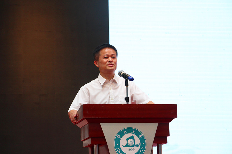 熊剑院长致辞(体育馆)-02_副本.jpg